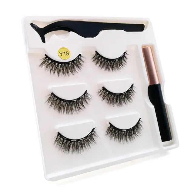 3D Eyelashes - BeautyHacks