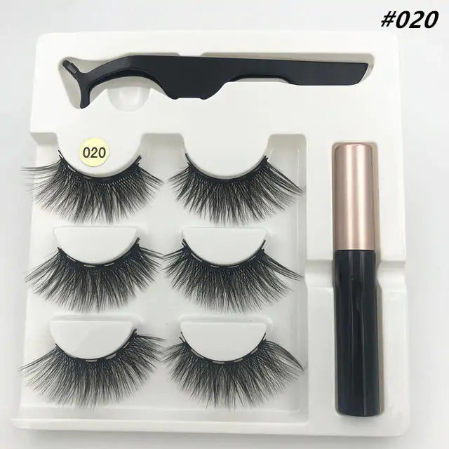 3D Eyelashes - BeautyHacks