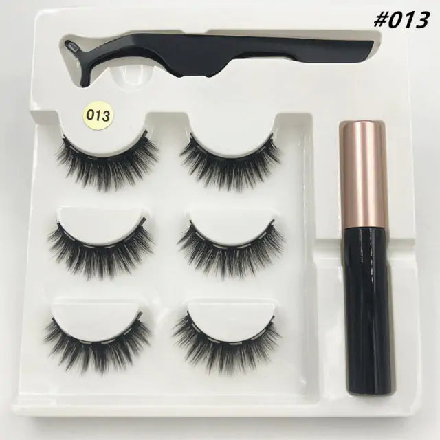 3D Eyelashes - BeautyHacks