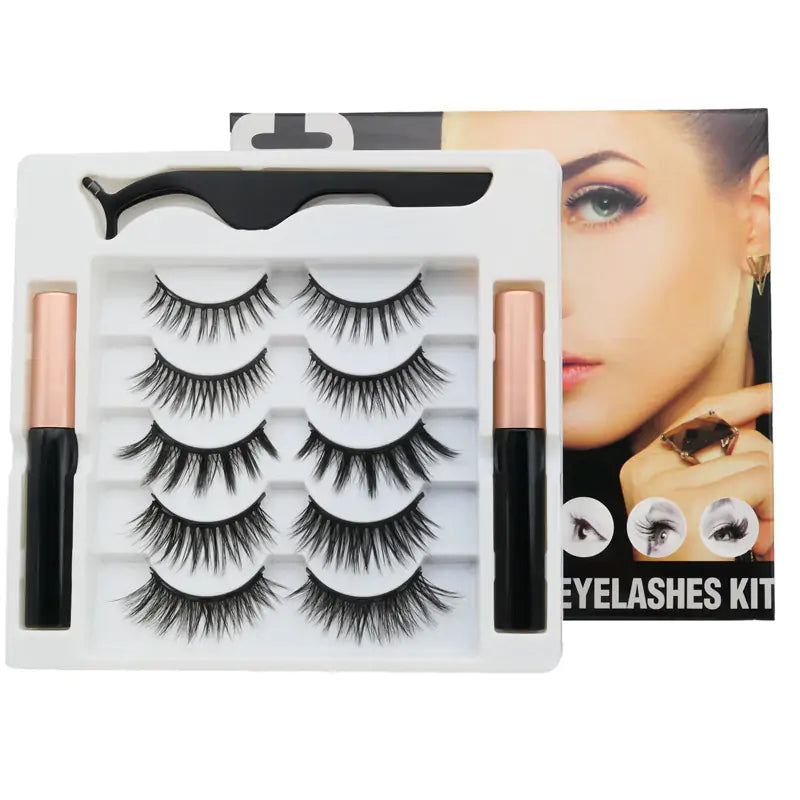 3D Eyelashes - BeautyHacks