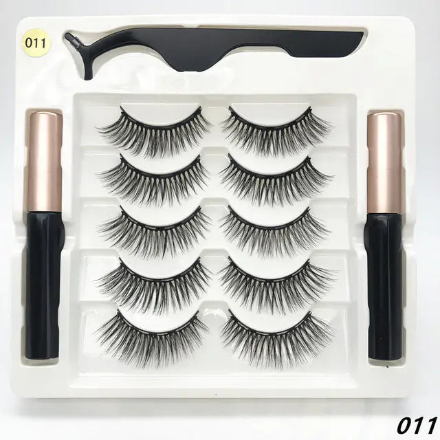 3D Eyelashes - BeautyHacks