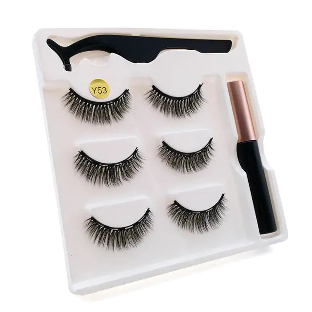 3D Eyelashes - BeautyHacks