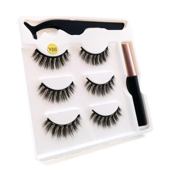 3D Eyelashes - BeautyHacks